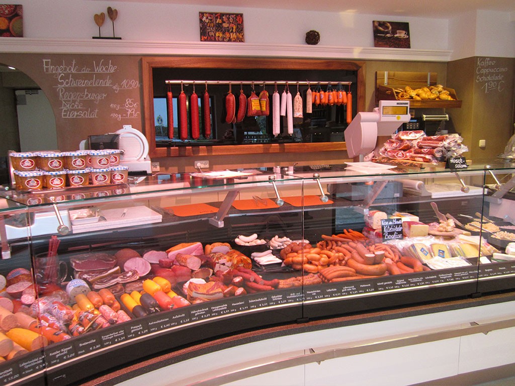 Wurst Ksetheke Metzgerei Stolz Bernau
